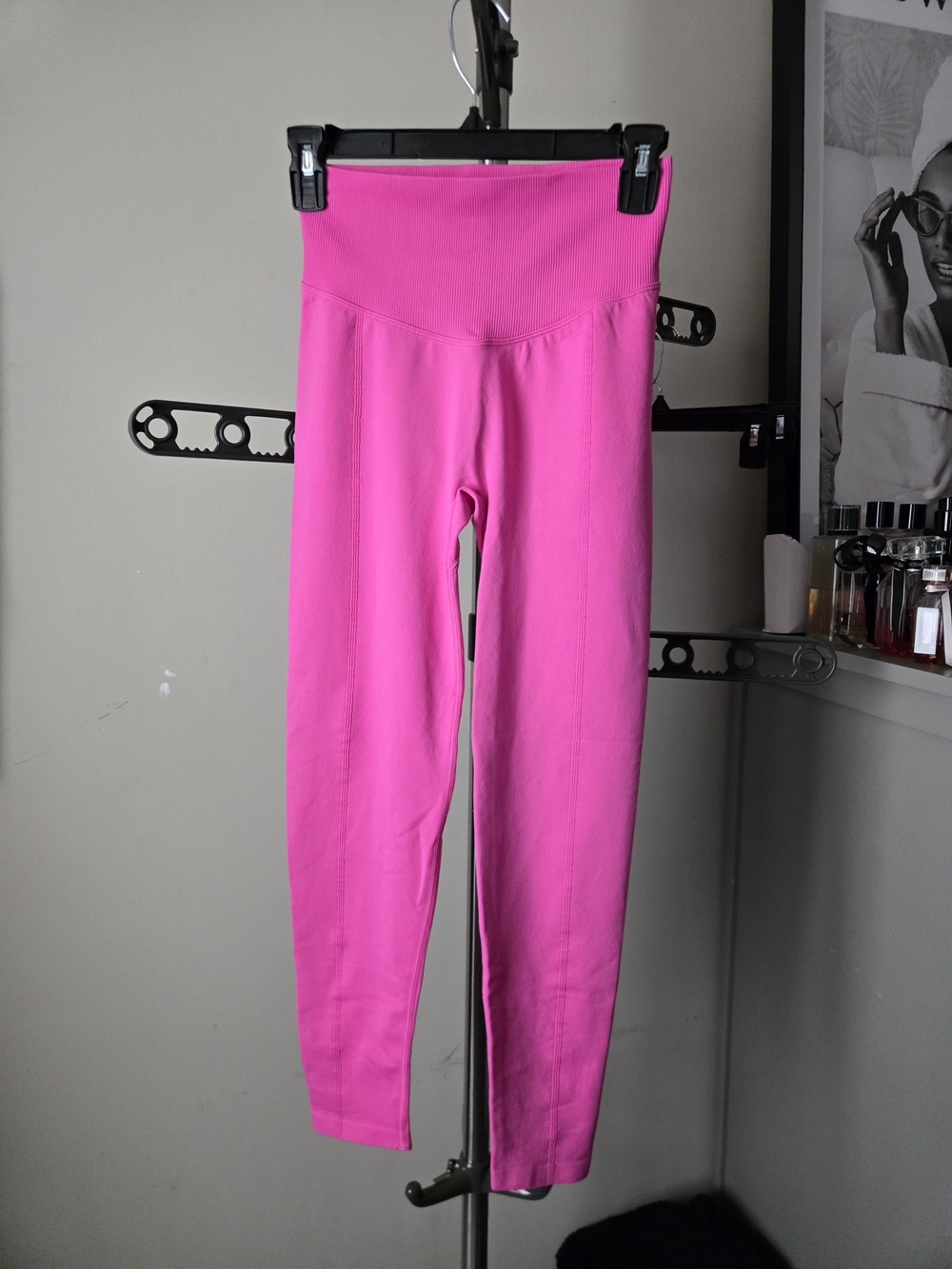 PINK Victoria's Secret Hot Pink High-Waist Leggings